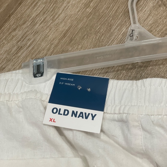 Old Navy Size XL linen elastic waist pull on white shorts womens - Picture 3 of 5
